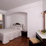 Hotell Limira Mare