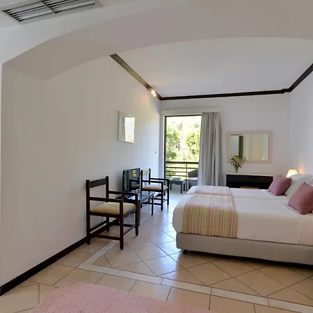 Szálloda Limira Mare Neápolis