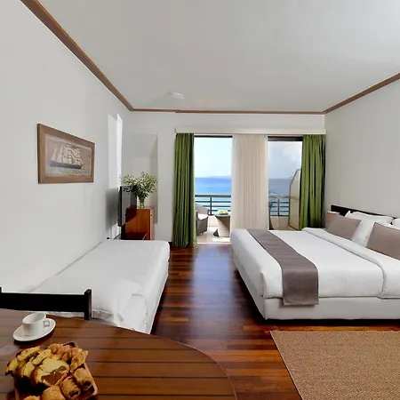 Limira Mare Hotel Neápolis