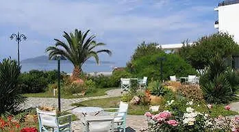 Otel Limira Mare