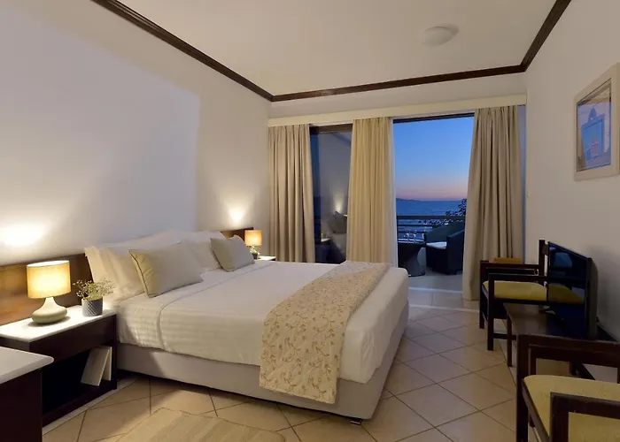 Limira Mare Hotel Neápolis