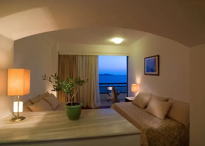 Limira Mare 3* Neápolis